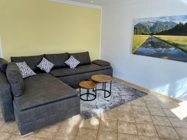 Kleines Haeuschen Mit Bergblick Apartment เอสเชนโลเฮอ ภายนอก รูปภาพ